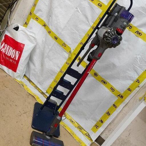 1012-564 dyson v8 slim fluffy コードレスクリーナー