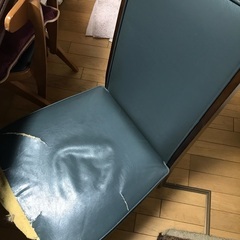 もうじき処分〜無料！マルニ ダイニングテーブル チェア セットの画像