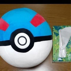 ポケモン　ボール　ぬいぐるみ