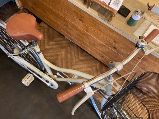 【訳あり！前後タイヤ・チューブ新品！】27インチ自転車　オフホワイト