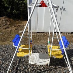子供用二人乗りブランコの画像