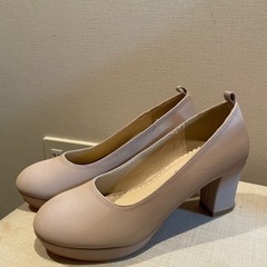 無料マジェスティックレゴン　ハイヒールパンプス　の画像