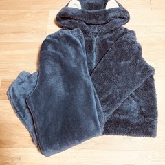 GU キッズ　パジャマ　140の画像