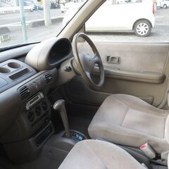日産　マーチの画像