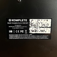 KOMPLETE KONTROL S88 MK2 MIDIキーボードの画像