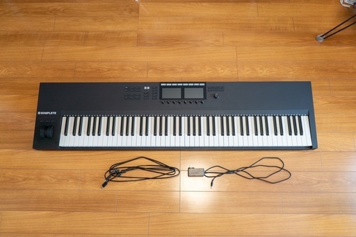KOMPLETE KONTROL S88 MK2 MIDIキーボード