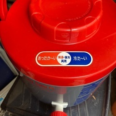 象印キャンピング保冷容器。6L。の画像