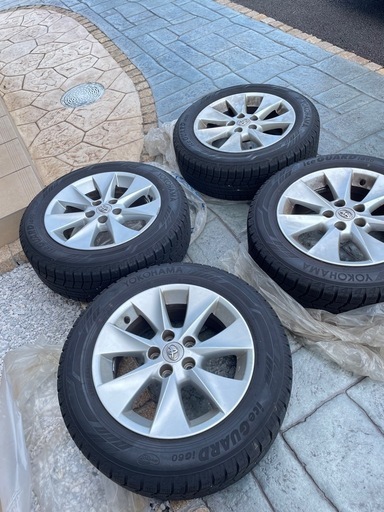 スタッドレスタイヤホイールセット　17インチ美品