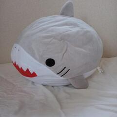 サメbigぬいぐるみ