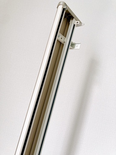 カバートップ付きカーテンレール