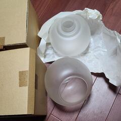 ガラス製照明カバー