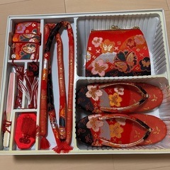七五三　5〜7歳用　着物、帯、小物セットの画像