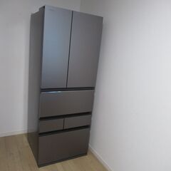 1012Z【事前連絡お願いします】東芝 6ドア冷蔵庫 GR-V550FZS (楽々・Rack) 名古屋のキッチン家電《冷蔵庫》の中古あげます・譲ります ｜ジモティーで不用品の処分
