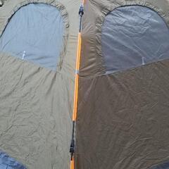 (美品)キャンプ用テント一式/敷きマット、シュラフ、ドリンクホルダー付きミニテーブル、エアー枕の画像