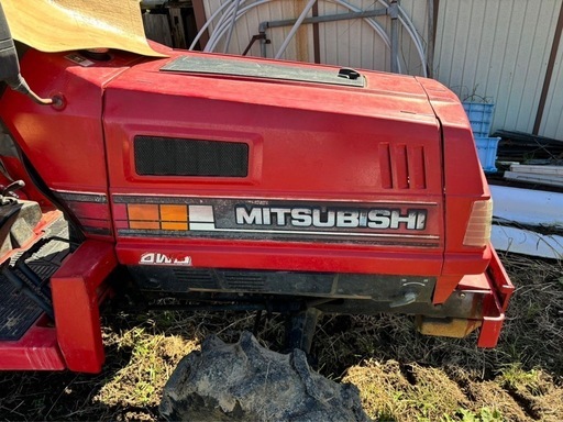 三菱　トラクター