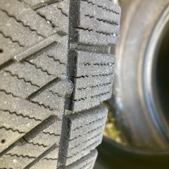 
BRIDGESTONE VRX2 195/65R15スタッドレスタイヤ　　　　 の画像