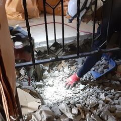今回業務拡大につき解体工・雑工10名以上募集！★今回採用率99％！本気で積極採用中！長期・短期・等まずはアナタの希望の働き方をお教え下さい。★の画像