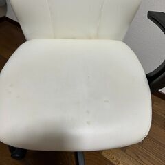ニトリ ワークチェアーの画像