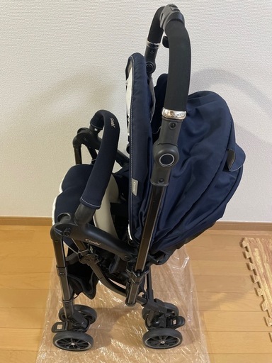【お取引き先決定】コンビ　ベビーカー　ネイビー
