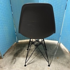 Ⓜ️商品　【土日対応】 屋内外使用　Only One椅子の画像