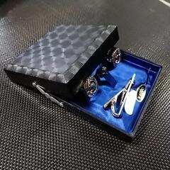 商談中【新品】タイピン2とカフスボタン　天然石の画像