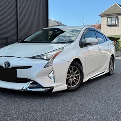 トヨタプリウス ZVW50 28年です 距離6万です 車検8年1...
