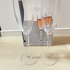 箱入りシャンパングラスの画像