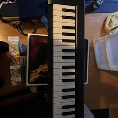 MIDIキーボード
