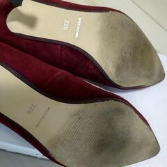 INDIVI　スウェード　パンプス22.5cmの画像