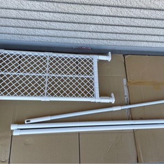物干し、物置棚、突っ張り棒　全て美品の画像