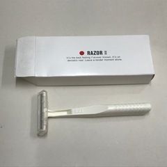 使い捨てシェーバー