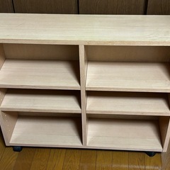 キャスター付き本棚

