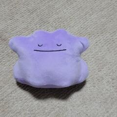 メタモンのぬいぐるみ