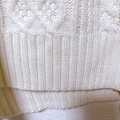 ikka ホワイト ケーブルニット Mサイズの画像