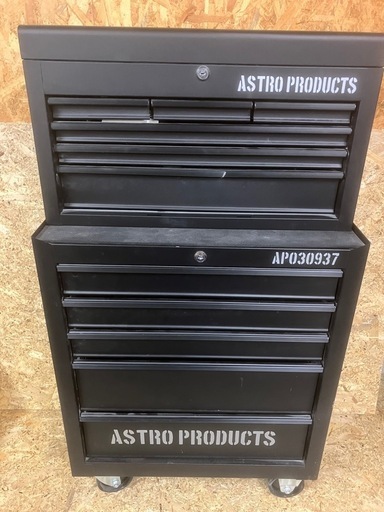 アストロプロダクツ　キャビネットとトップチェスト