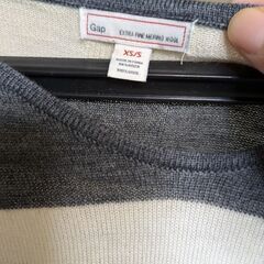GAPボーダードルマンニットの画像