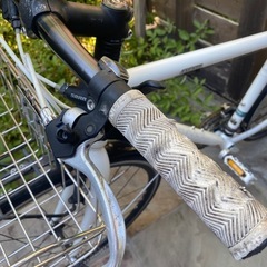ジャイアント　自転車　giant r3.1 エスケープ　28インチ　escape クロスバイク　ホワイト　White 完成品　白　車両本体の画像