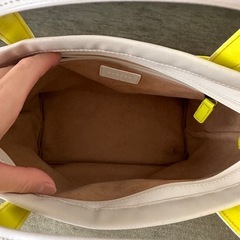 KUBERAバッグの画像