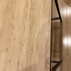 テーブル、物置台の画像