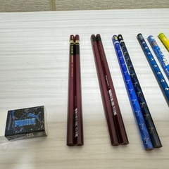【未使用】鉛筆12本と消しゴムの画像