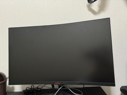 27 インチ　デスプレー　曲面