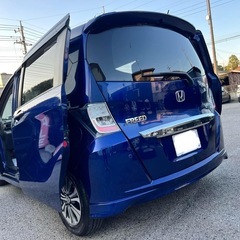 ホンダ フリード ハイブリッド ジャストセレクションの画像