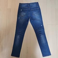 新品ダメージデニムの画像