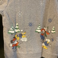 男女兼用Disney デザインミッキーマウス スウェットシャツ L グレーの画像