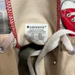 converseスニーカーの画像