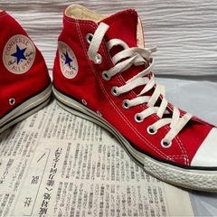 converseスニーカーの画像