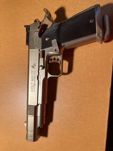 エアーガン　COLT MK IV