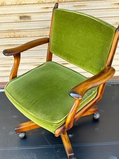 【美品】カリモク　コロニアル　モケットグリーン　デスクチェア　書斎　アンティーク　karimoku アームチェア