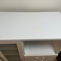 【19日に処分します】食器棚 の画像