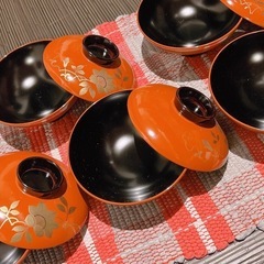 【新品未使用】漆塗り、5つセットの吸物椀の画像